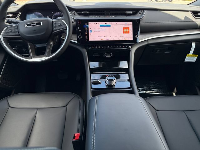 New 2026 Jeep Grand Cherokee L Limited w/ Limited Altitude Package AWD/4WD image 20