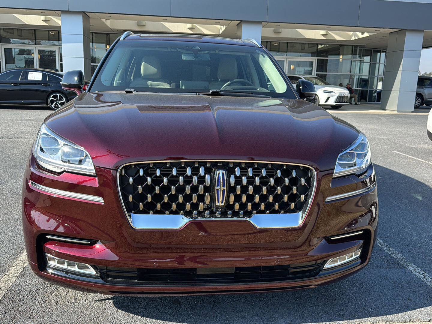 Used 2022 Lincoln Aviator Grand Touring w/ Equipment Group 301A image 3