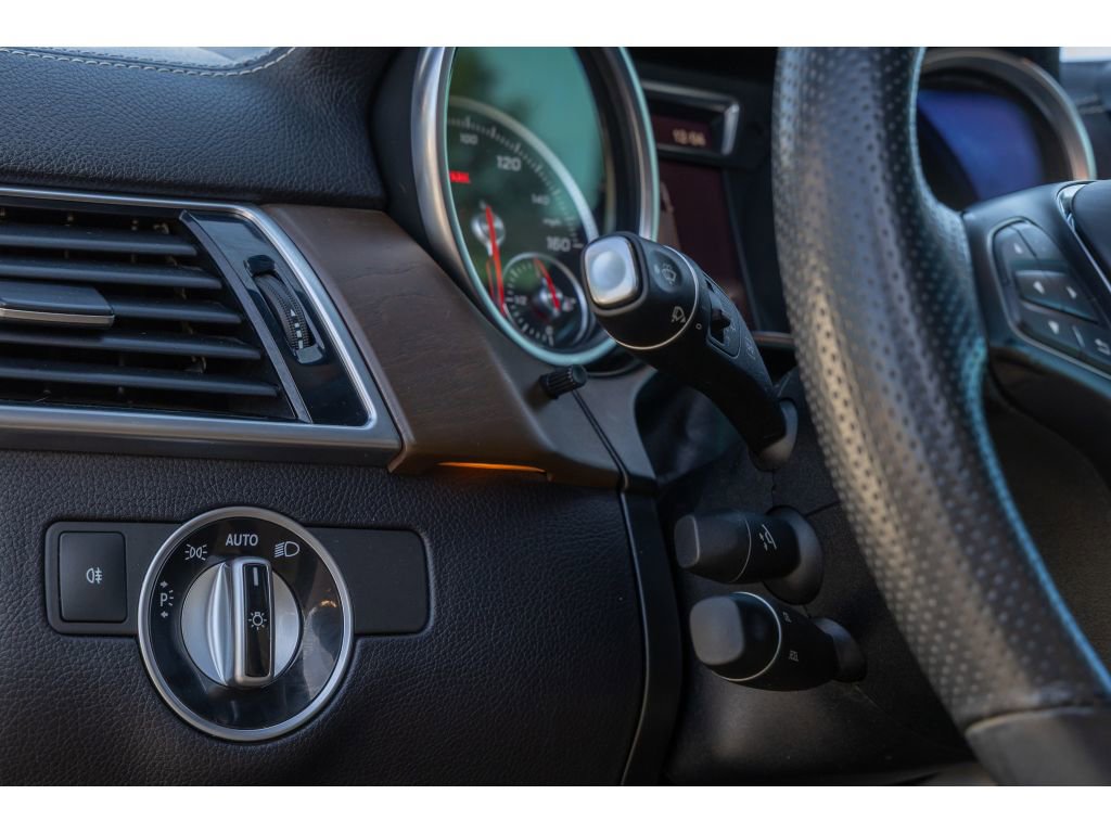 Used 2017 Mercedes-Benz GLS 450 4MATIC w/ Premium Package image 21