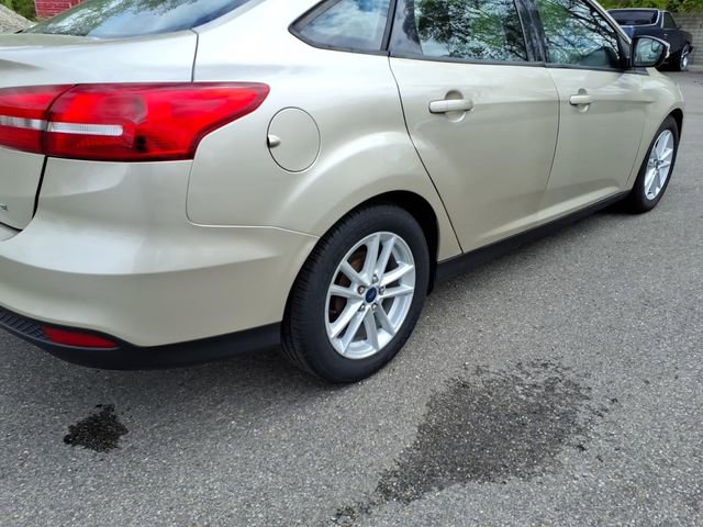 Used 2017 Ford Focus SE FWD image 9