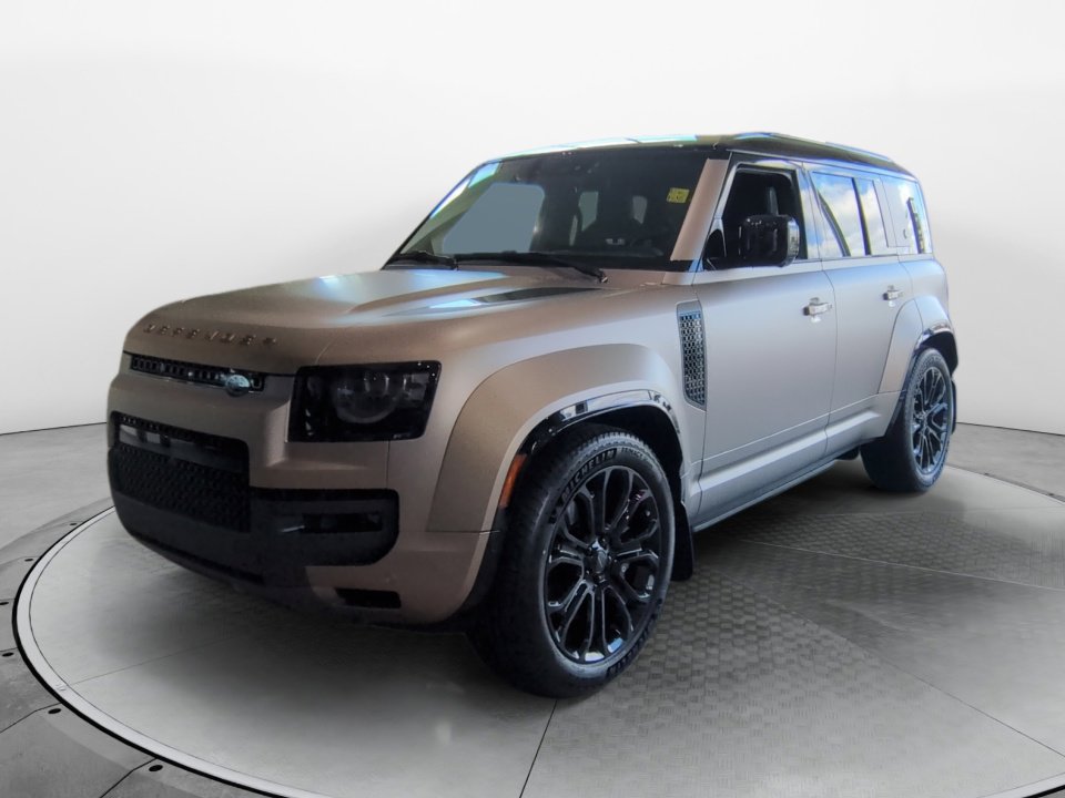New 2026 Land Rover Defender 110 AWD/4WD video 1