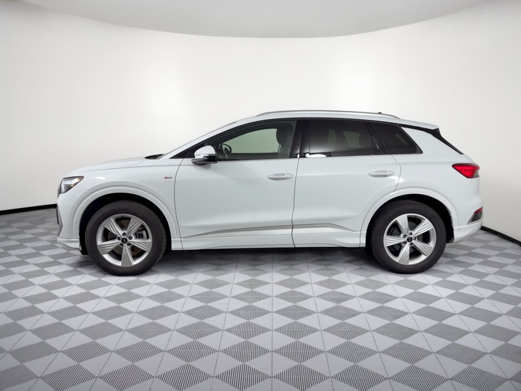 Certified 2024 Audi Q4 e-tron Premium Plus AWD/4WD image 2