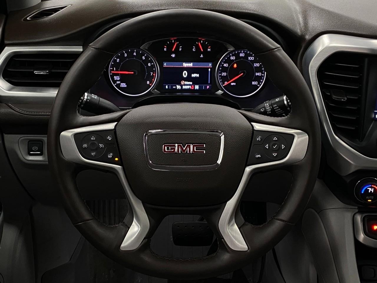 Used 2023 GMC Acadia SLT w/ Preferred Package image 15