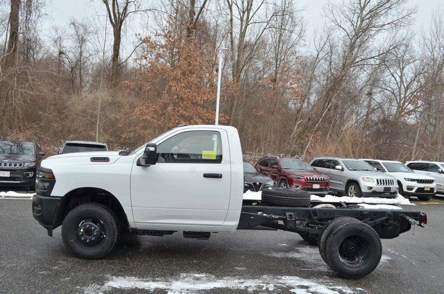 New 2026 RAM 3500 Tradesman image 5