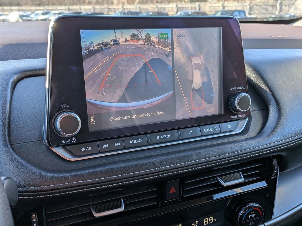 Used 2021 Nissan Rogue SV image 14