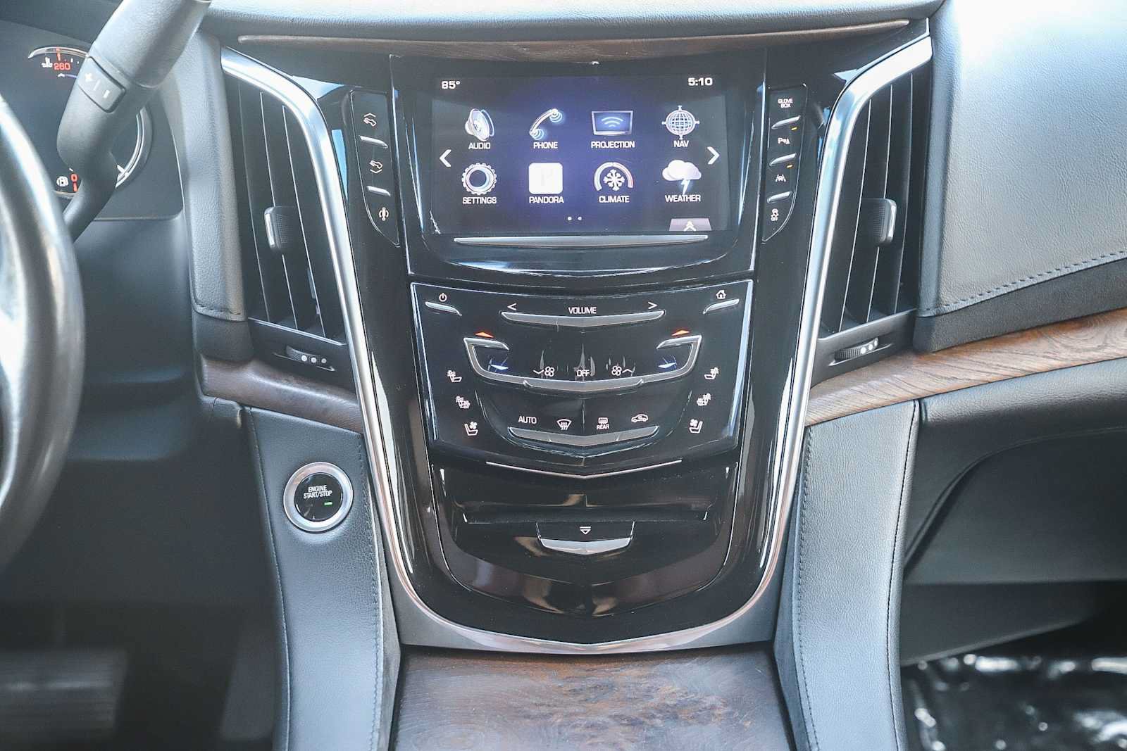 Used 2016 Cadillac Escalade ESV Premium AWD/4WD image 14