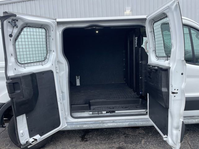 Used 2017 Ford Transit 250 130 Low Roof w/ Exterior Upgrade Package image 19