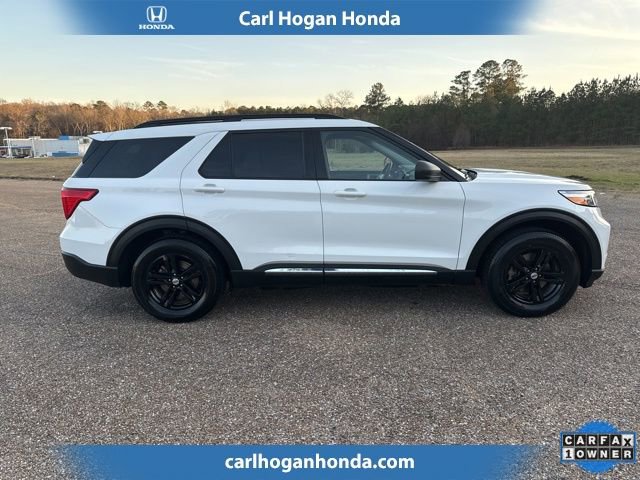 Used 2023 Ford Explorer XLT w/ Equipment Group 202A image 7