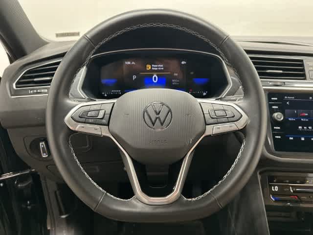Used 2024 Volkswagen Tiguan SE AWD/4WD image 7