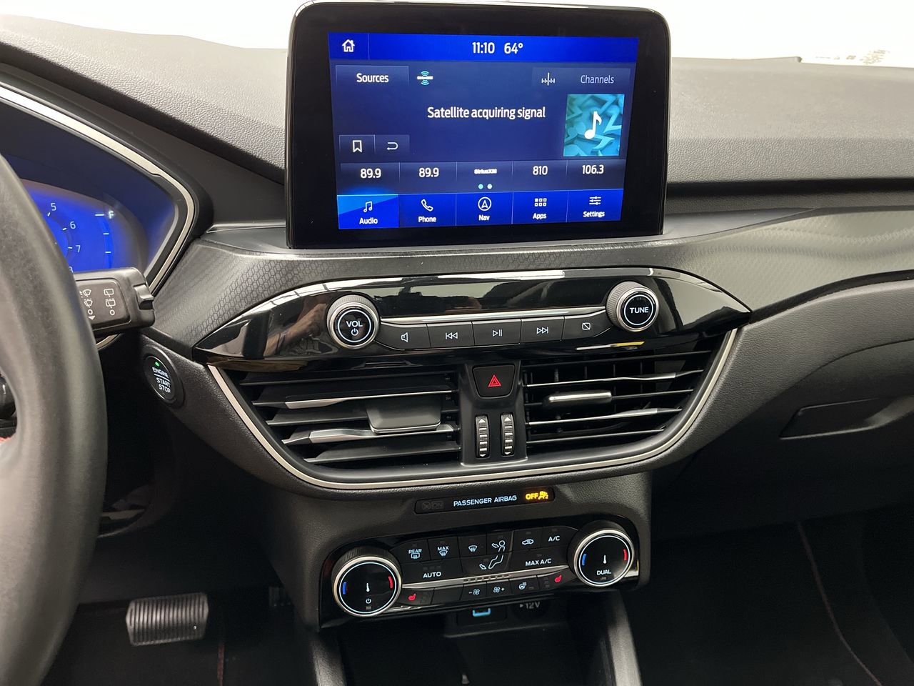 Certified 2022 Ford Escape SEL w/ SEL Stealth AWD Package image 18