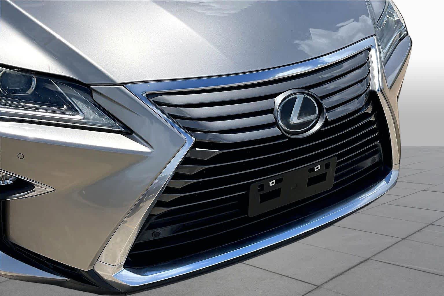 Used 2017 Lexus RX 350 FWD w/ Premium Package image 30