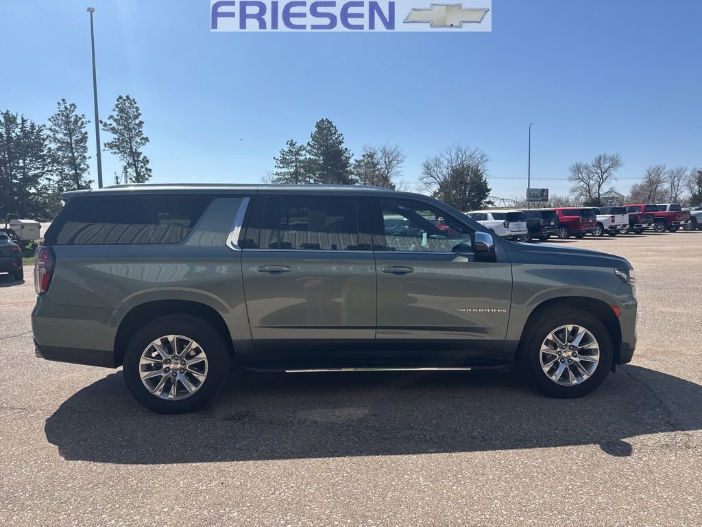 Used 2023 Chevrolet Suburban Premier AWD/4WD image 6