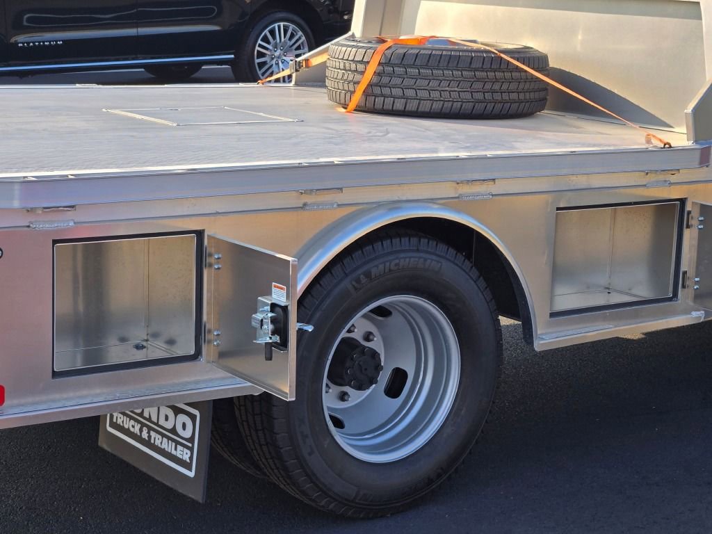 Used 2024 Ford F350 XL image 12