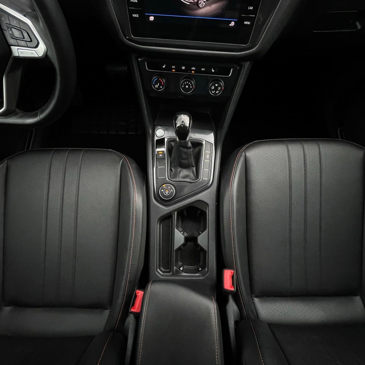 Used 2024 Volkswagen Tiguan Wolfsburg Edition AWD/4WD image 20