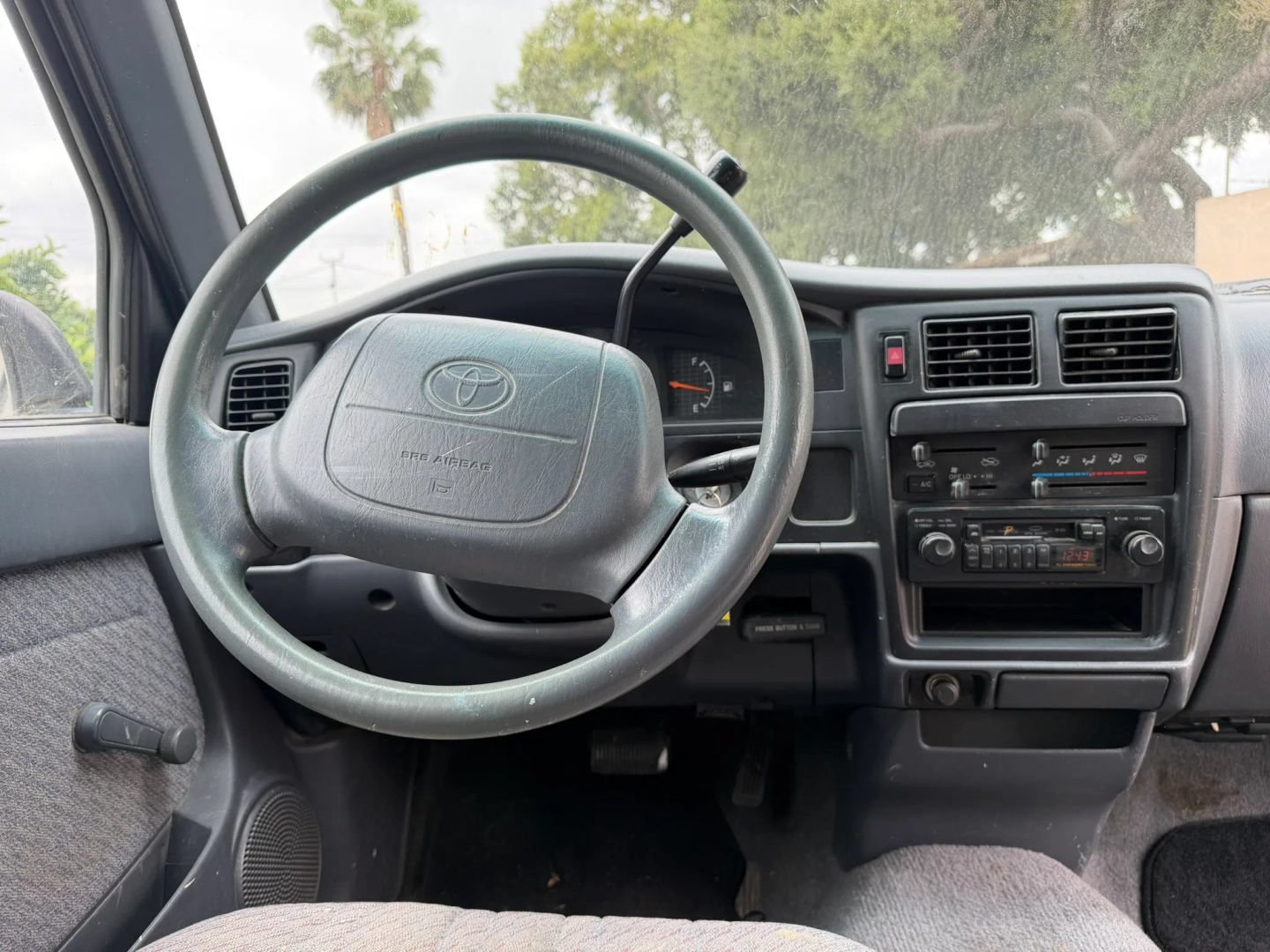 Used 1996 Toyota Tacoma 2WD Regular Cab image 11