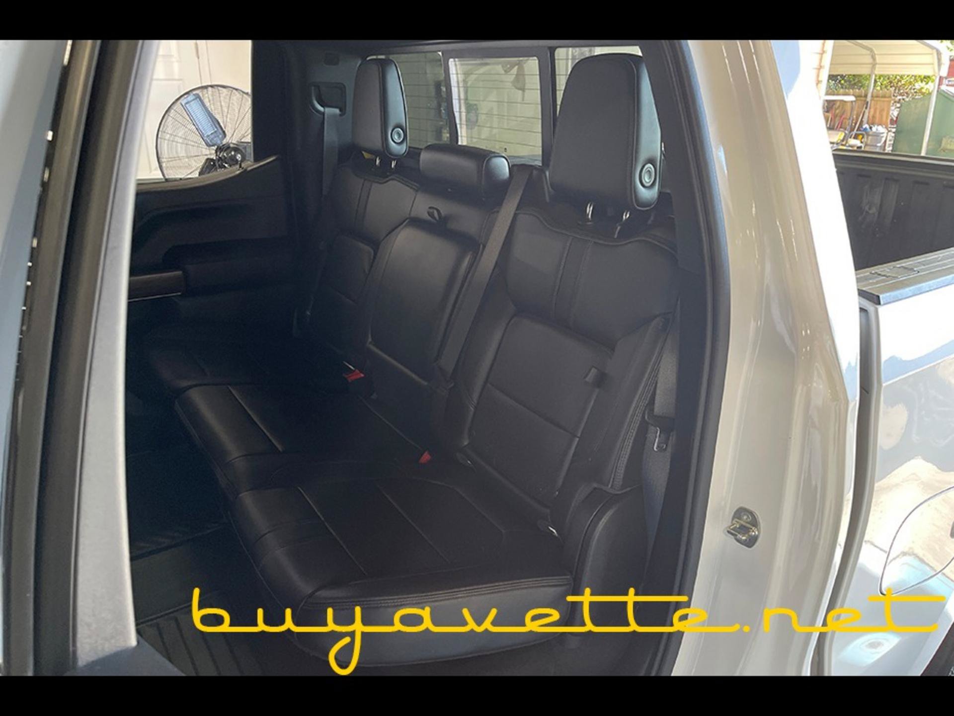 Used 2021 Chevrolet Silverado 1500 High Country w/ Safety Package II AWD/4WD image 19