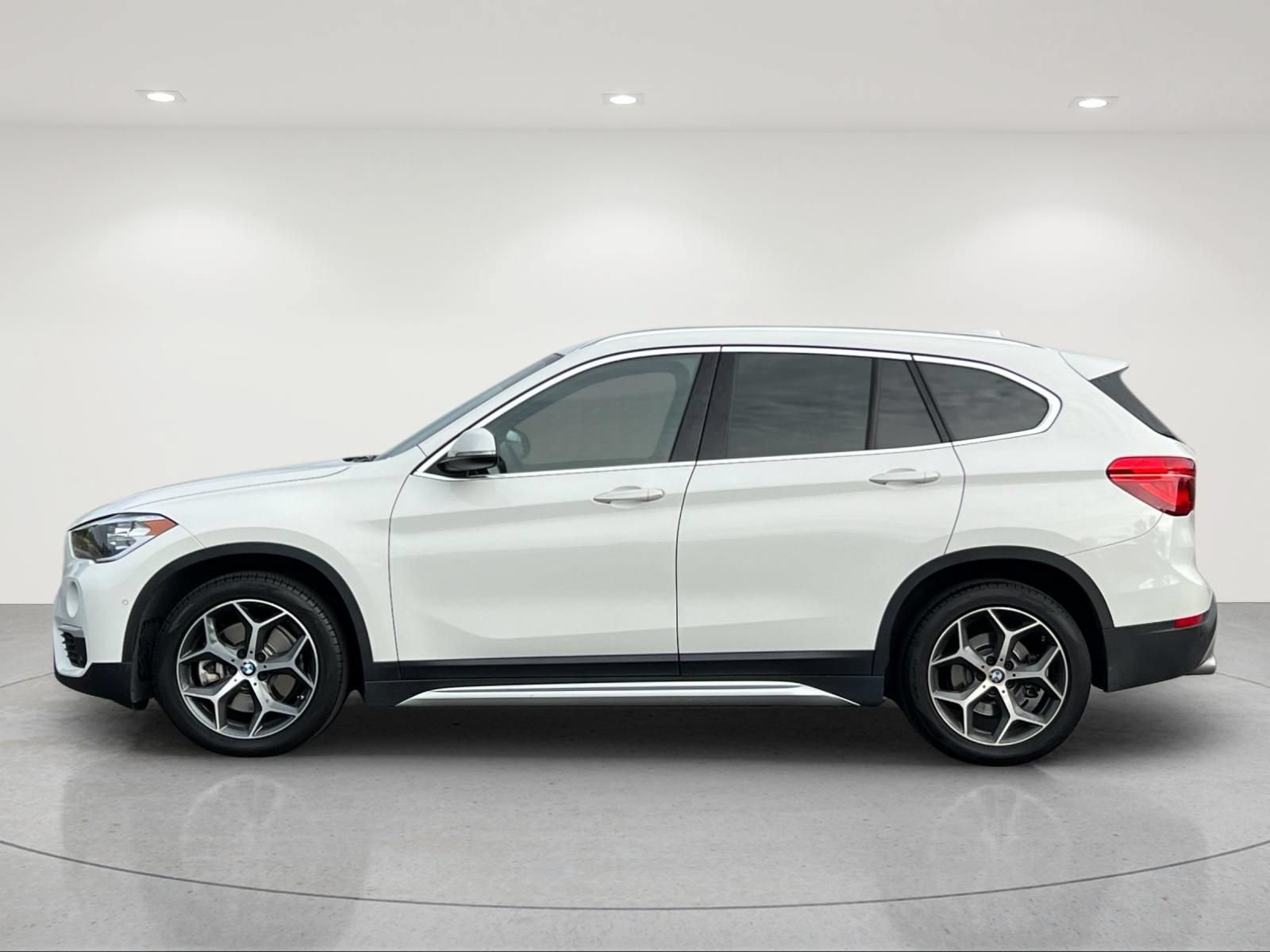 Used 2018 BMW X1 sDrive28i w/ Convenience Package FWD image 2