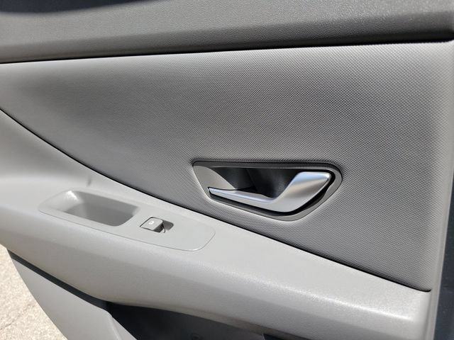 New 2026 Hyundai Elantra Sport FWD image 22