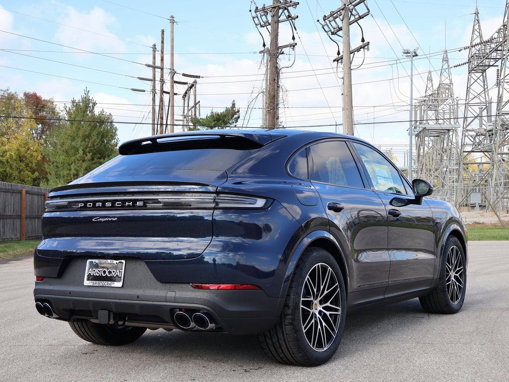 New 2026 Porsche Cayenne E-Hybrid Coupe AWD/4WD image 8