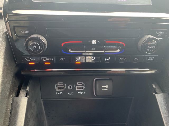 Used 2024 Jeep Grand Cherokee Laredo image 34