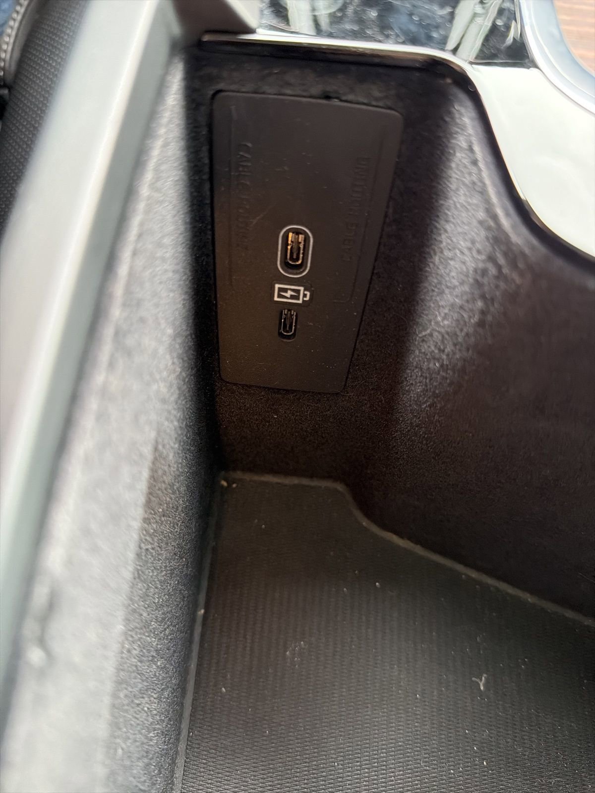 Used 2023 Volvo XC60 B5 Ultimate image 38