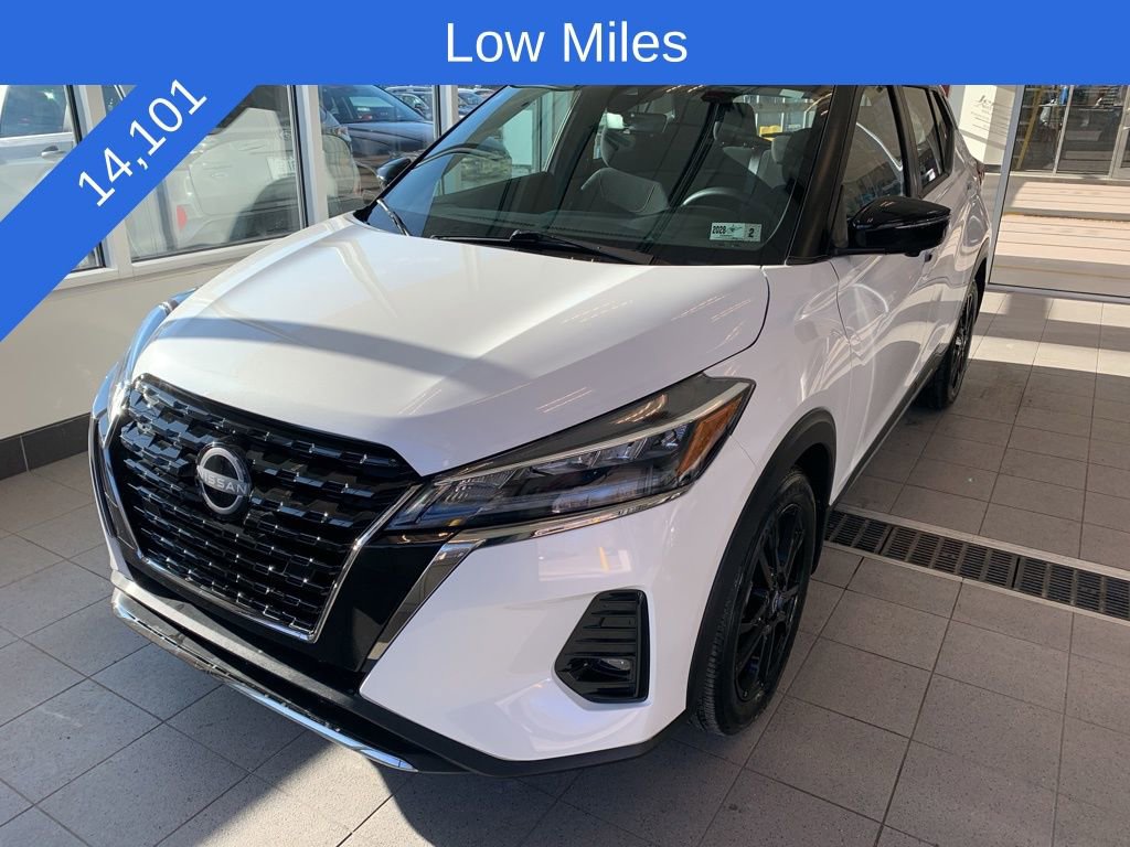 Used 2023 Nissan Kicks SR w/ Interior Electronics Package image 2
