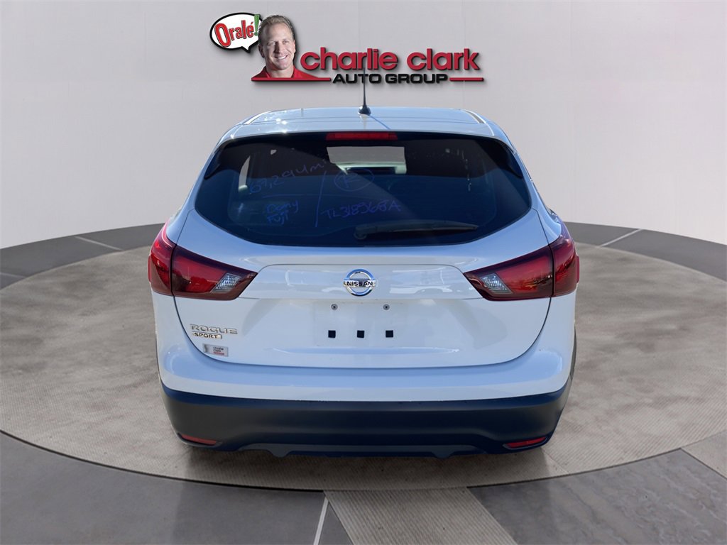 Used 2018 Nissan Rogue Sport S image 5