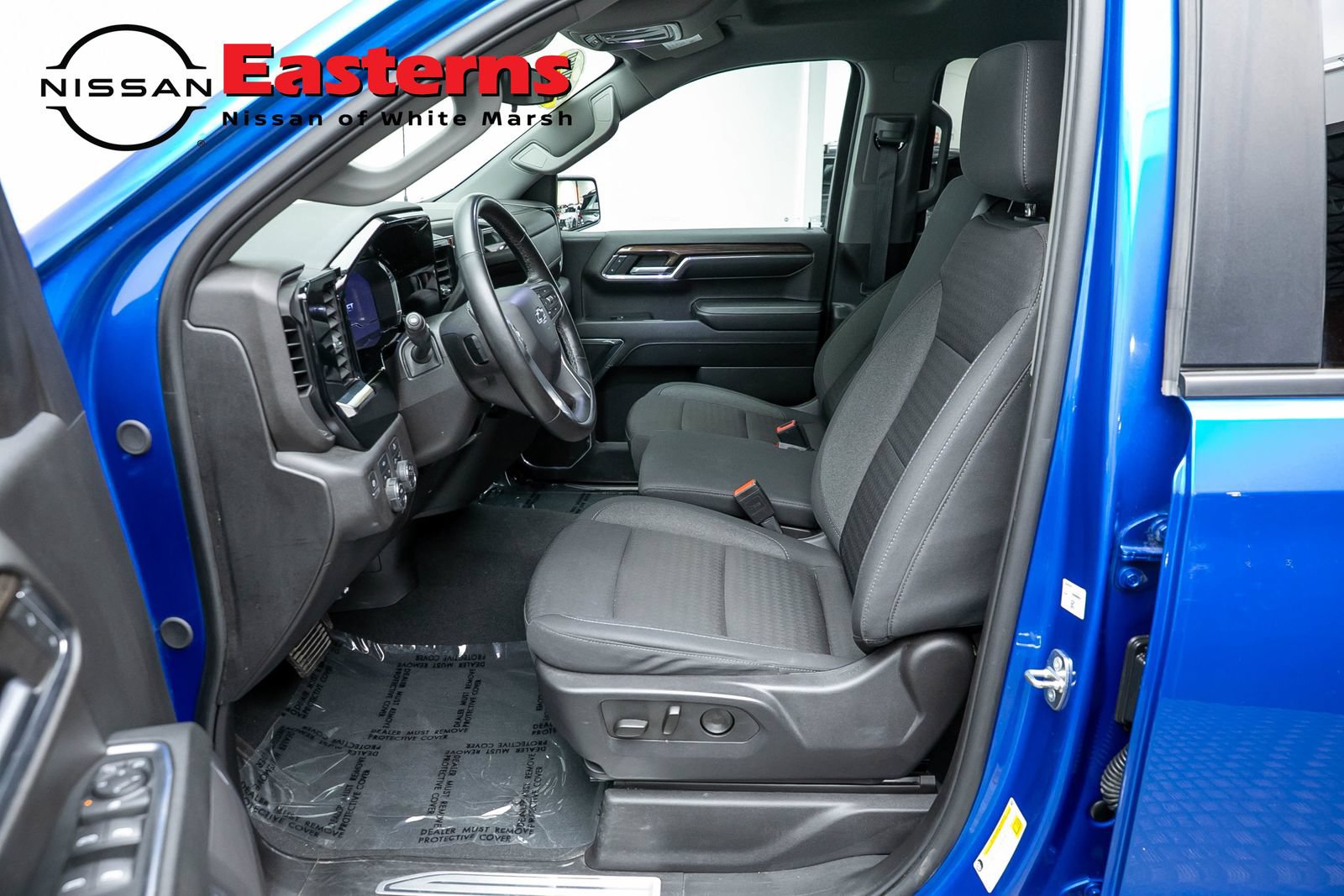 Used 2024 Chevrolet Silverado 1500 RST w/ Protection Package AWD/4WD image 14
