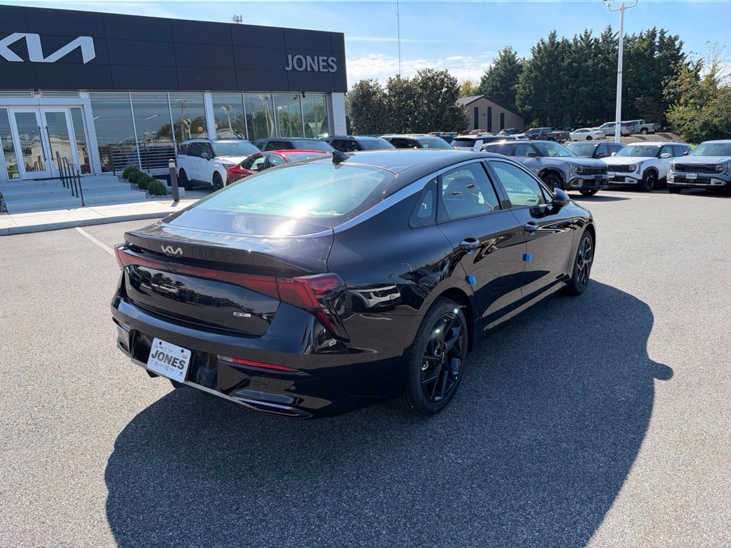 New 2027 Kia K5 GT-Line FWD image 5