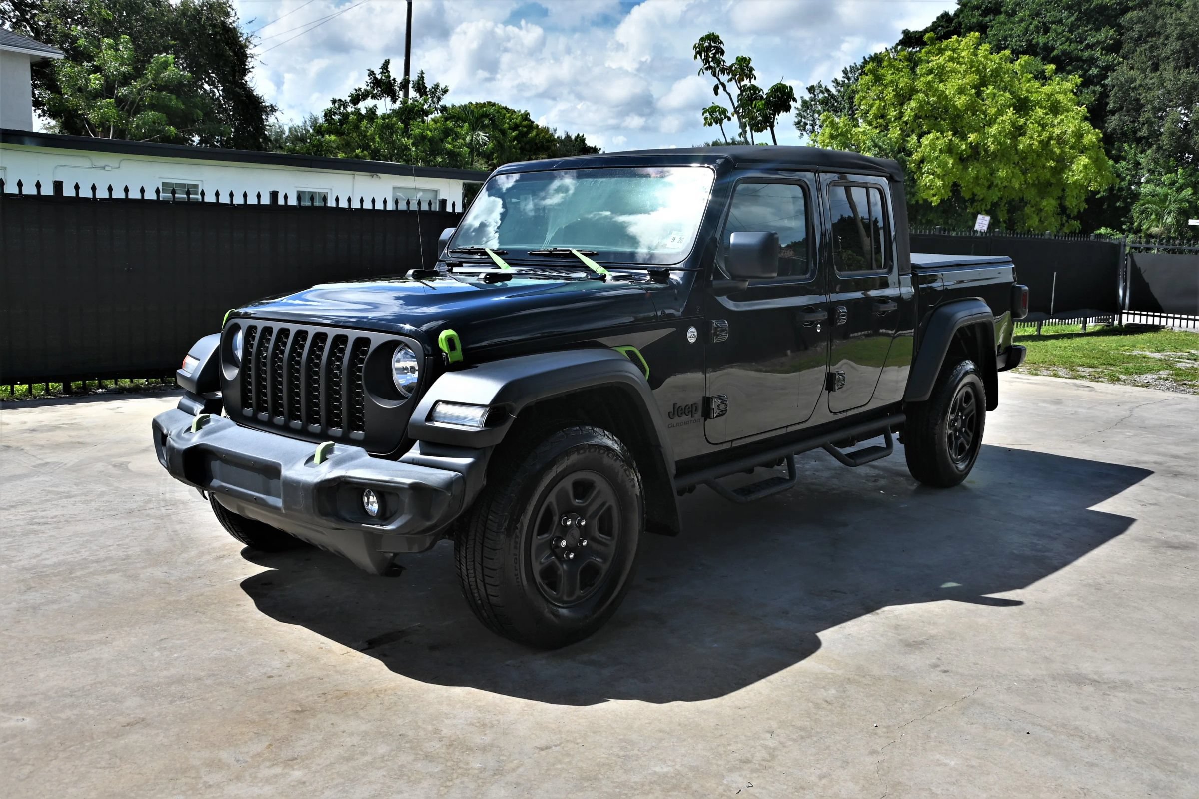 Used 2021 Jeep Gladiator Sport w/ Auxiliary Switch Group AWD/4WD image 2