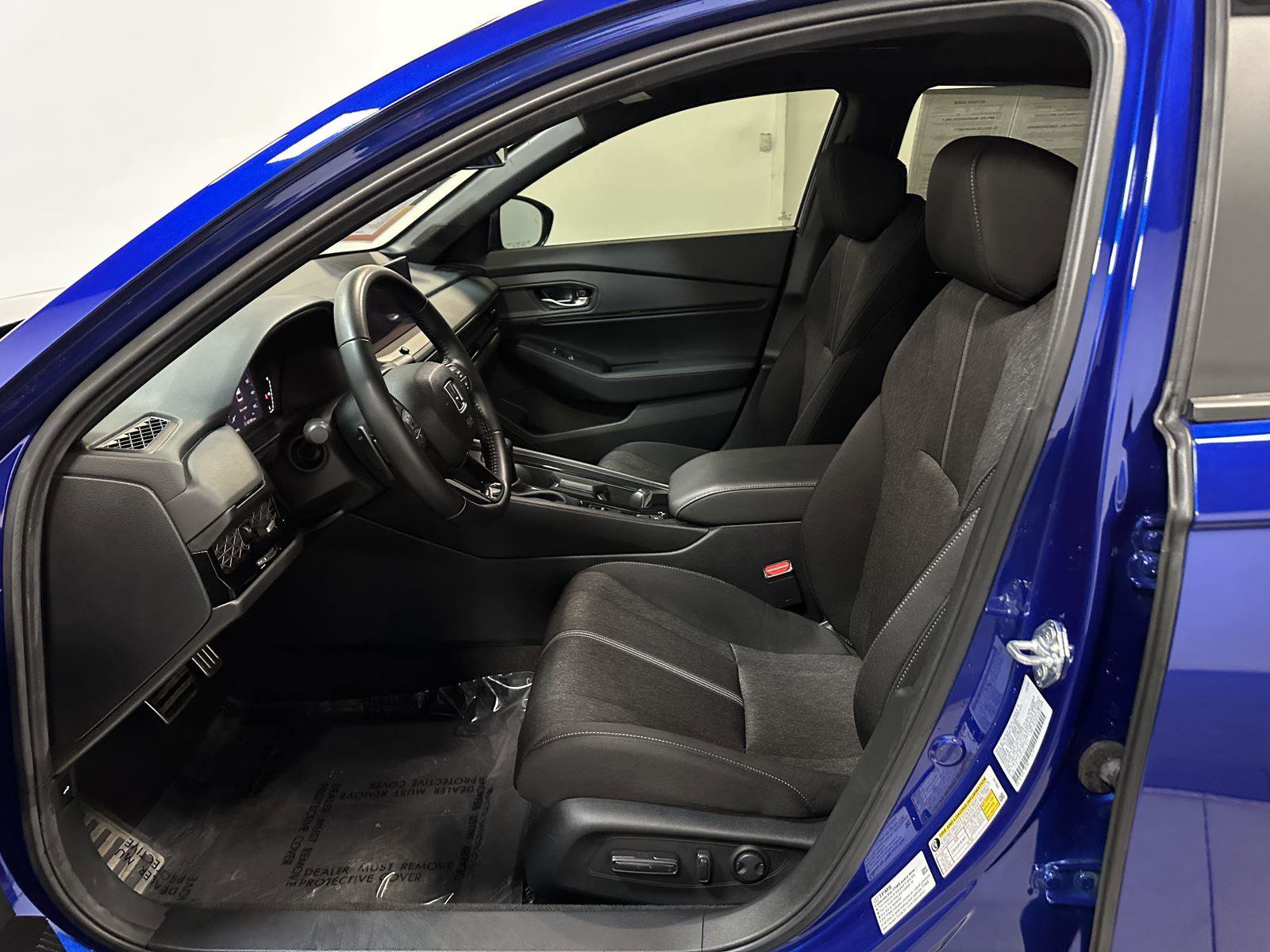 Used 2025 Honda Accord Sport image 22