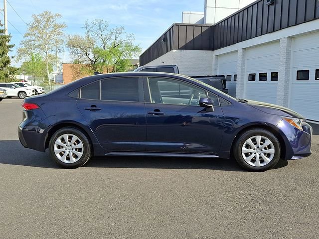 Certified 2021 Toyota Corolla LE w/ Carpet Mat Package (TMS) image 7