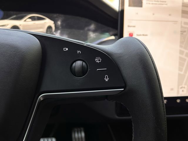 Used 2021 Tesla Model S Plaid image 14