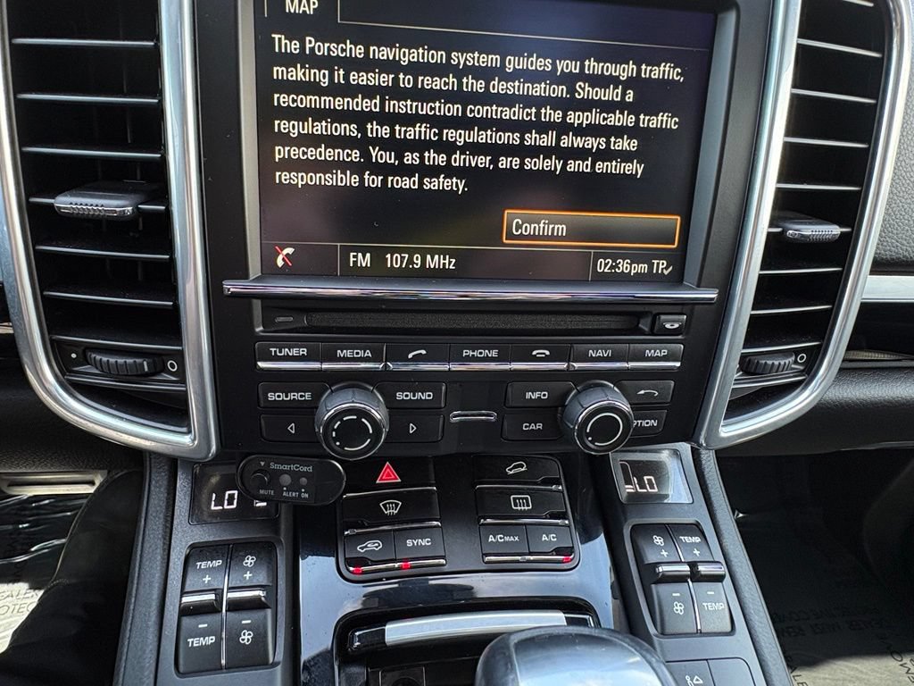 Used 2015 Porsche Cayenne Diesel AWD/4WD image 21