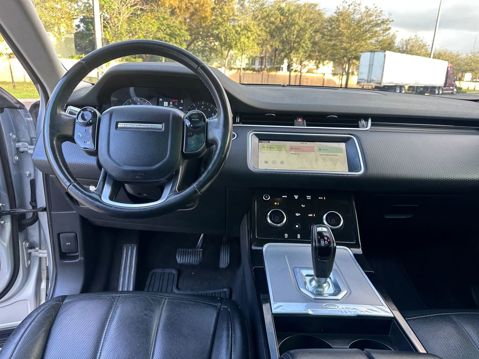 Used 2020 Land Rover Range Rover Evoque S AWD/4WD image 12