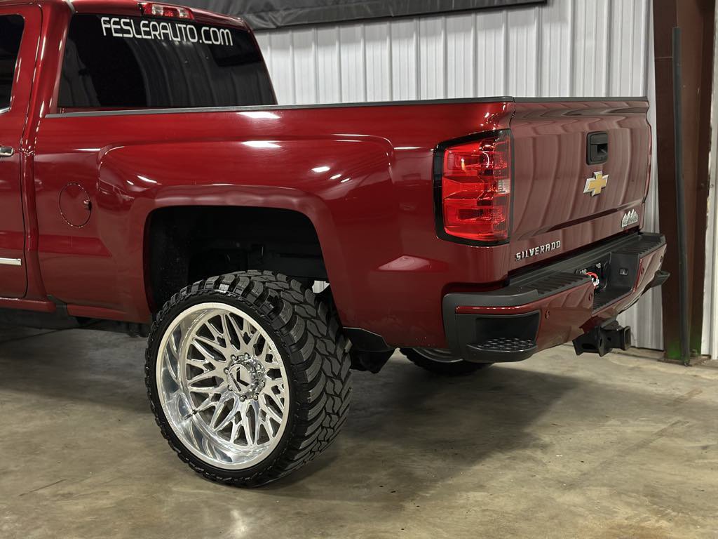 Used 2018 Chevrolet Silverado 2500 High Country w/ Duramax Plus Package image 13