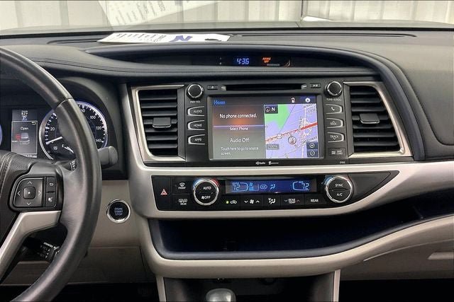 Used 2015 Toyota Highlander XLE AWD/4WD image 6