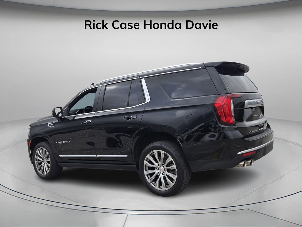 Used 2023 GMC Yukon Denali RWD image 8