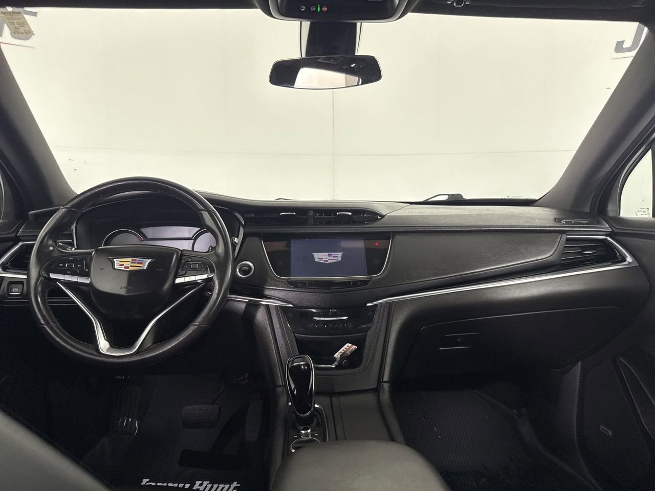 Used 2024 Cadillac XT6 Luxury w/ LPO, Floor Liner Package image 22