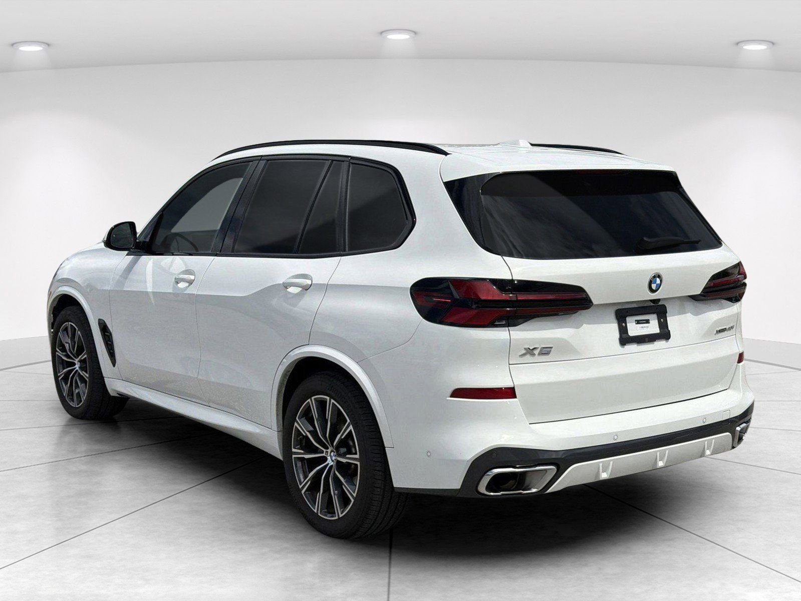 Certified 2025 BMW X5 xDrive40i AWD/4WD image 6
