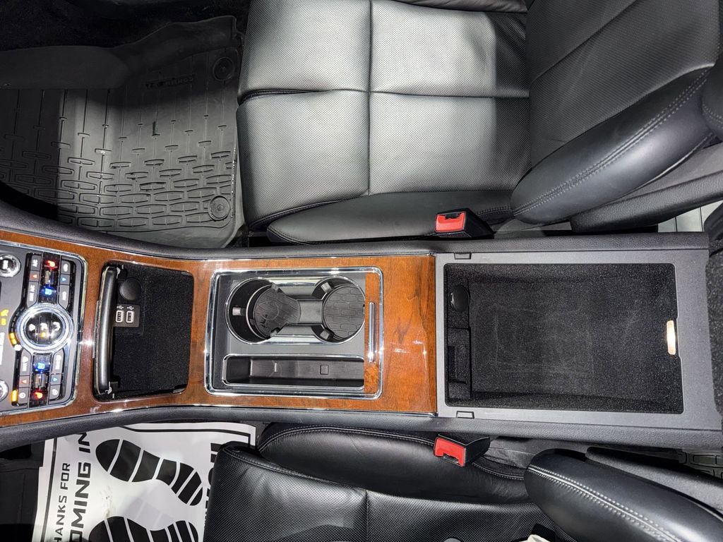 Used 2017 Lincoln Continental Reserve w/ Rear-seat Package image 24