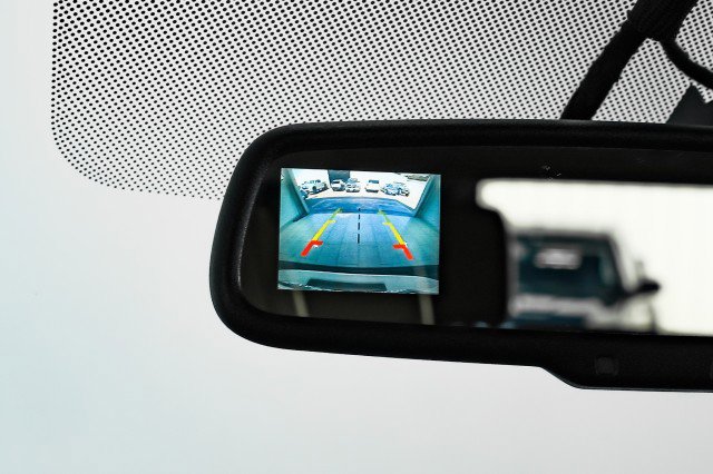 Used 2013 Ford Expedition XLT RWD image 19