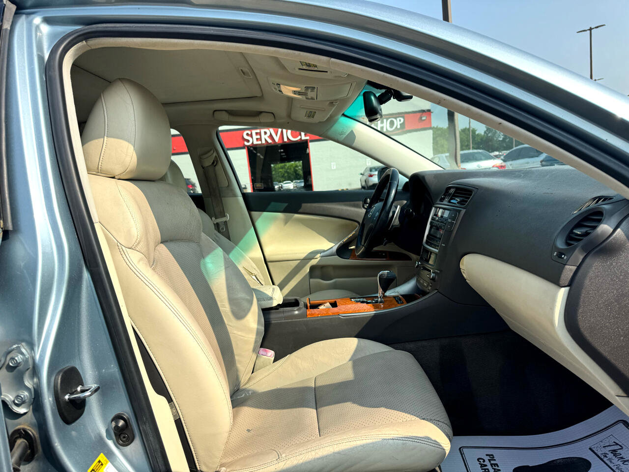 Used 2009 Lexus IS 250 w/ Premium Pkg image 11