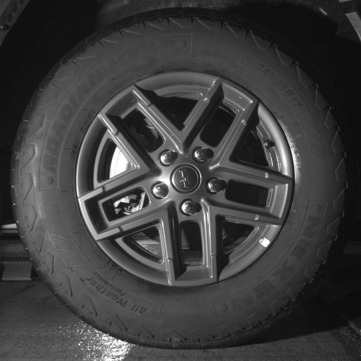 Used 2025 Jeep Wrangler Unlimited Sport AWD/4WD image 13