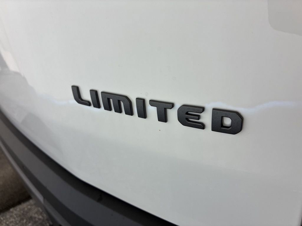 New 2026 Jeep Cherokee Limited image 34