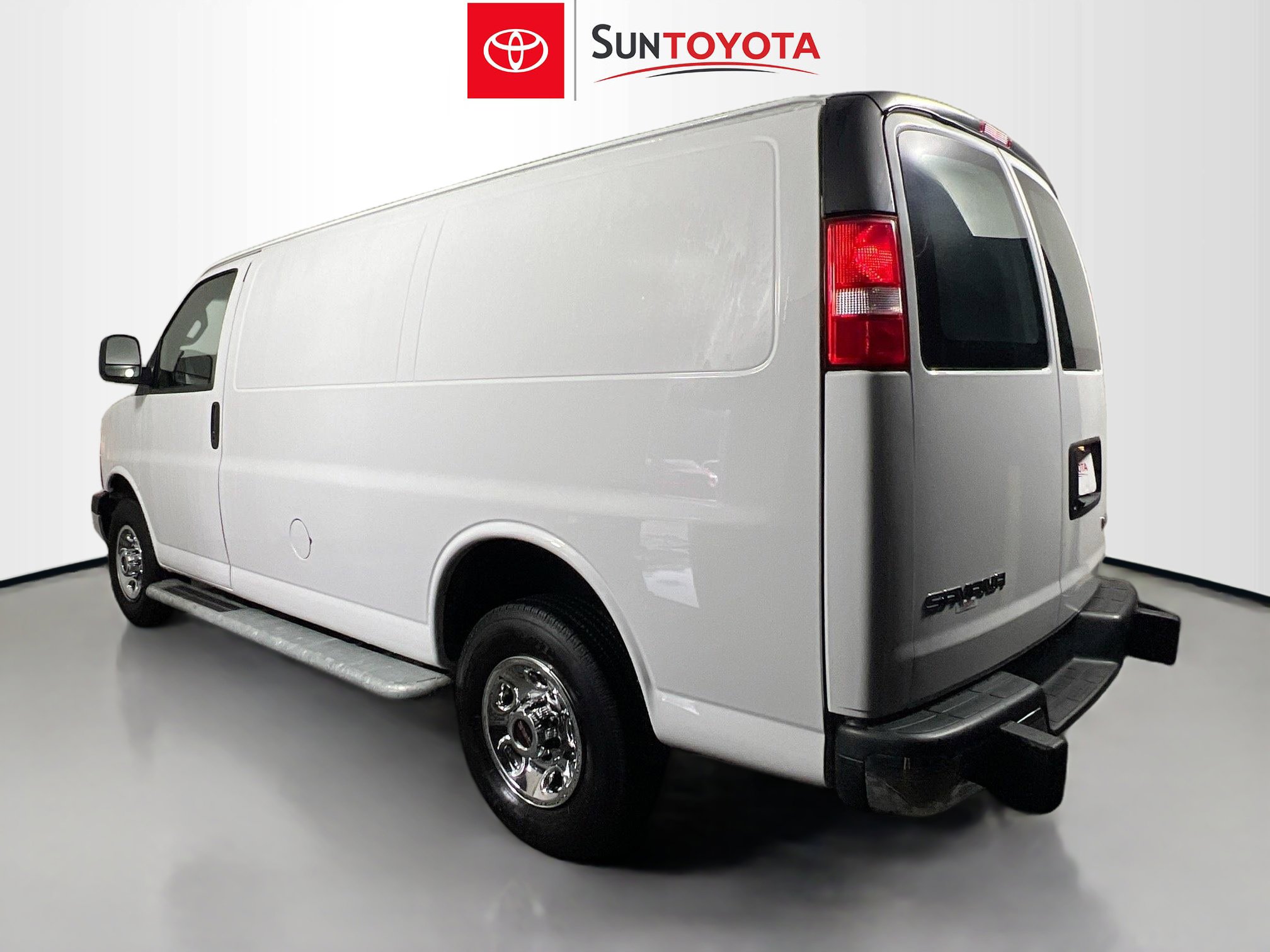 Used 2024 GMC Savana 2500 w/ Driver Convenience Package image 6