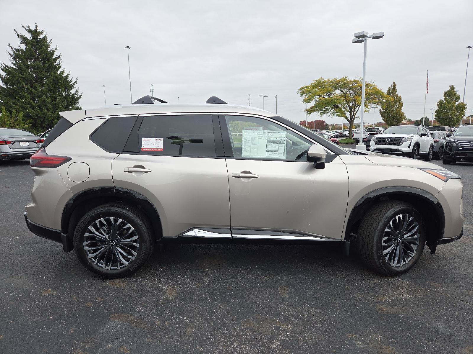 New 2026 Nissan Rogue Platinum AWD/4WD image 30