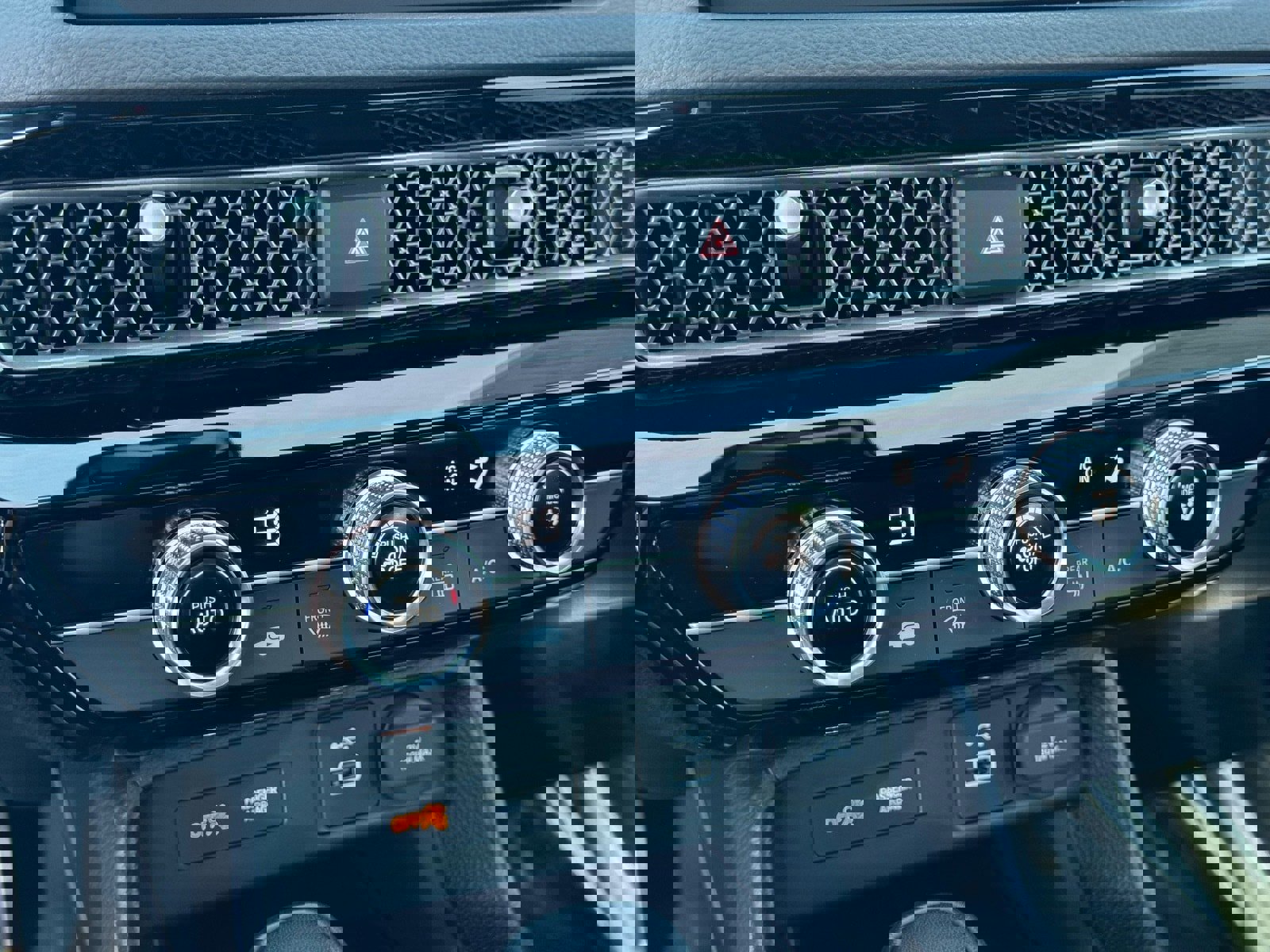 Used 2024 Honda Civic Sport image 30