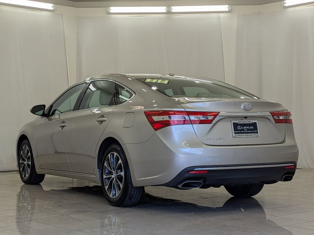 Used 2017 Toyota Avalon XLE Premium w/ All Weather Liner Package image 6