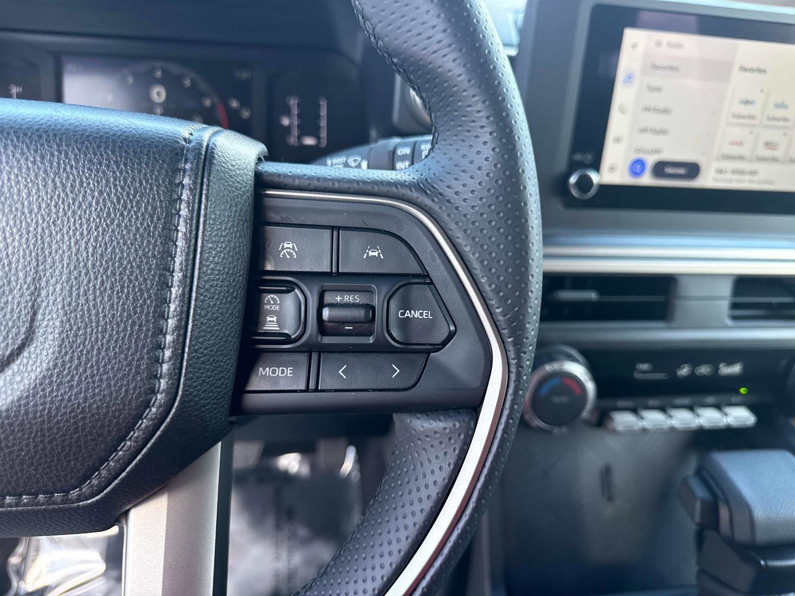 Used 2025 Toyota 4Runner SR5 image 29